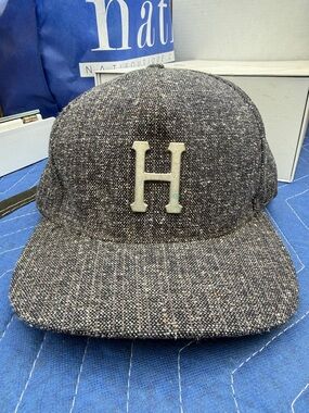 Huff H Letter Tweed Cap - Gray/Blue